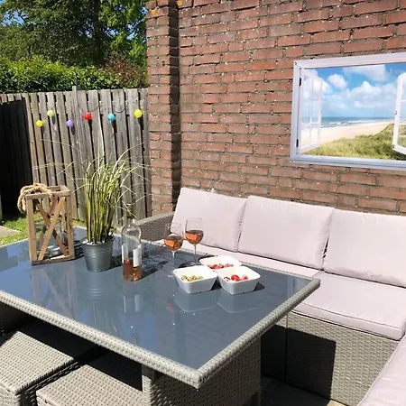 Vakantiehuis Comfortabel 6-persoons Nabij Strand, Bos, Duinen En *