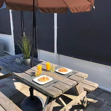 Vakantiehuis Comfortabel 6-persoons Nabij Strand, Bos, Duinen En