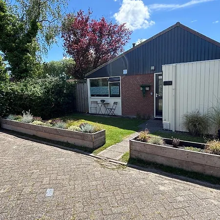 度假居 6-persoons Met Omheinde Tuin Vlakbij Strand, Hond Welkom