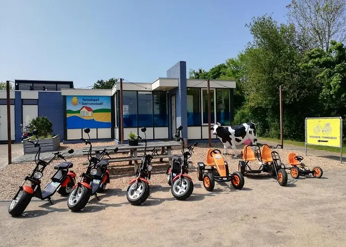 6-Persoons Huis Met Omheinde Tuin Vlakbij Strand, Hond Welkom Warmenhuizen