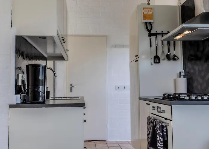 Ferienhaus 6-Persoons Huis Met Omheinde Tuin Vlakbij Strand, Hond Welkom