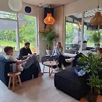 6-persoons Met Omheinde Tuin Vlakbij Strand, Hond Welkom