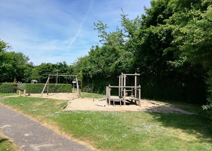 6-Persoons Huis Met Omheinde Tuin Vlakbij Strand, Hond Welkom * Warmenhuizen