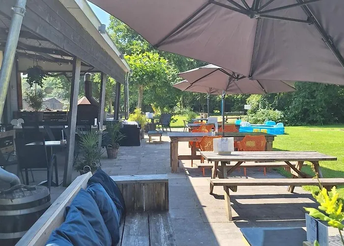 Σπίτι διακοπών 6-Persoons Huis Met Omheinde Tuin Vlakbij Strand, Hond Welkom Warmenhuizen