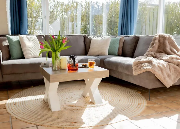 6-Persoons Huis Met Omheinde Tuin Vlakbij Strand, Hond Welkom *